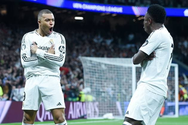 (250220) -- MADRID, Feb. 20, 2025 -- Kylian Mbappe (L) and Vinicius Junior of Real Madrid celebrate a goal during the UEFA Champions League knockout phase play-off second leg football match between Real Madrid and Manchester City in Madrid, Spain, on Feb. 19, 2025. (Photo by Xinhua) (SP)SPAIN-MADRID-FOOTBALL-UEFA CHAMPIONS LEAGUE-REAL MADRID VS MANCHESTER CITY GustavoxValiente 