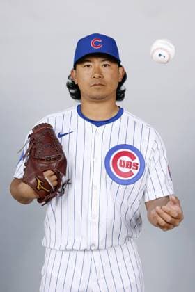 Baseball: Cubs pitcher Imanaga Chicago Cubs pitcher Shota Imanaga poses during a photo session at spring training in Mesa, Arizona, on Feb. 17, 2025.  A14AA0004175835P