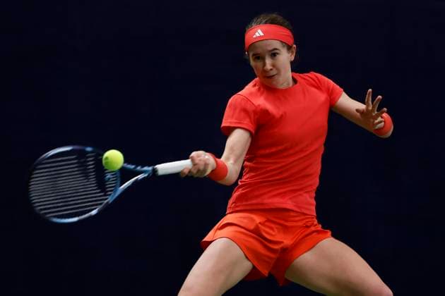 Czech tennis player Nikola Bartunkova in action during the ITF W75 Winter Prague Open 2025 in Prague, Czech Republic, February 19, 2025. (CTKxPhoto PavelxLebeda) CTKPhotoF202502200000401  CTKPhotoF202502200000401