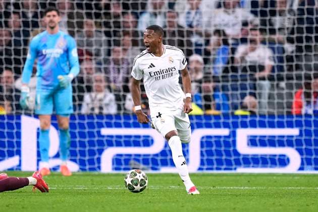 ALABA David Team Real Madrid UEFA Champions League Season 2024 2025 Match Real Madrid Manchester City 3 1 on 19 02 2025 in Madrid DFL REGULATIONS PROHIBIT ANY USE OF PHOTOGRAPHS as IMAGE SEQUENCES and or QUASI VIDEO Copyright: xLacixPerenyix