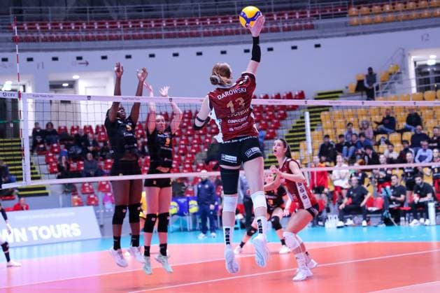 Lara Darowski (SC Potsdam) during Roma Volley vs SC Potsdam, Women s Volleyball Challenge Cup match in Rome, Italy, February 19 2025  Copyright: xLuigixMariani IPAxSportx xipa-agency.netx xx IPA_54316846 IPA_Agency_IPA54316846