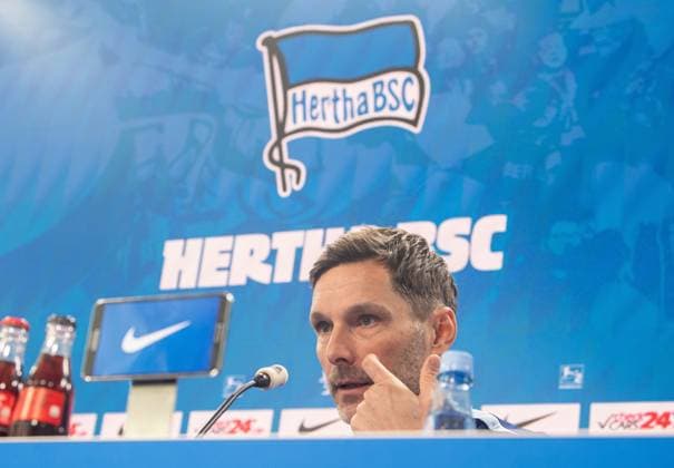 Soccer, Men, Season 2024 25, 2 Bundesliga, Hertha BSC, Press conference for the upcoming match against 1 FC Nürnberg, in the picture coach Stefan Leitl Hertha BSC , 20 02 2025, Copyright: xSebastianxRäppold MatthiasxKochx