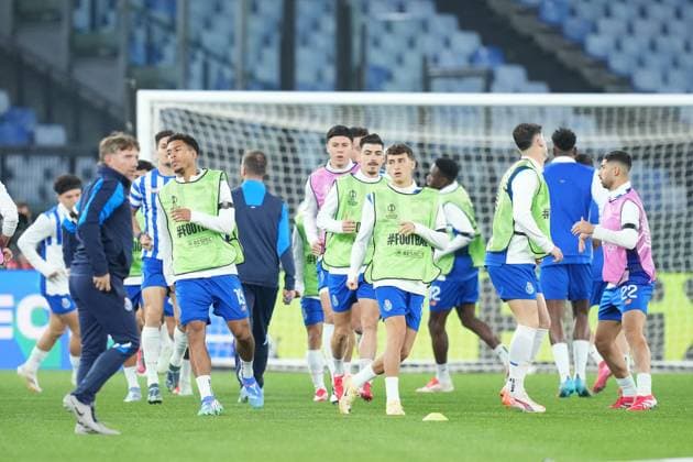Porto players during the warm-up the UEFA Europa League between Roma and Porto at the Olympic Stadium in Rome, Italy - Thursday 20 February 2025 - Soccer  Copyright: xAlfredoxFalcone LaPressex