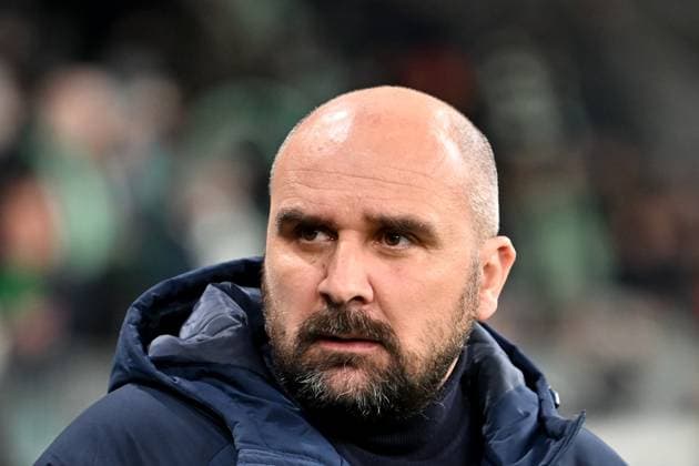 Football, FK Radnicki 1923, Coach Mladen Zizovic dies during a match, archive pictures