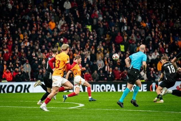 776280048 Players ia during the match. Galatasaray and AZ Alkmaar faced each other in the UEFA Europa League; the match took place at Rams Park on February 20, 2025 Istanbul Istanbul Turkey Copyright: xYagizxGurtugx
