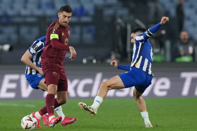 Roma& x2019;s Lorenzo Pellegrini during the UEFA Europa League between Roma and Porto at the Olympic Stadium in Rome, Italy - Thursday 20 February 2025 - Soccer  Copyright: xAlfredoxFalcone LaPressex