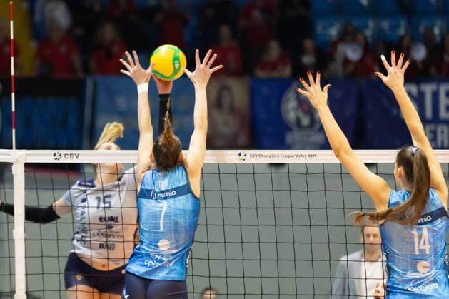 Elles Dambrink (Palmberg) during CEV Champions League Women 2025 match between Numia Vero Volley Milano and SSC Palmberg Schwerin at Opiquad Arena, Monza, Italy on February 20, 2025& x9; during Numia Vero Volley Milano vs SSC Palmberg Schwerin, CEV Champions League Women volleyball match in Milan, Italy, February 20 2025  Copyright: xValerioxOrigo IPAxSportx xipa-agency.netx xx IPA_54335870 IPA_Agency_IPA54335870
