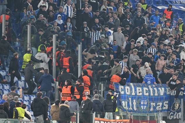 20th February 2025, Stadio Olimpico, Rome, Italy; UEFA Europa League Play Off Football; Roma versus Porto; clashes between Porto fans and police  ActionPlus12752481 AllShotLive