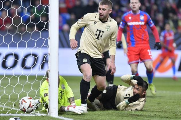 Ferencvaros goalkeeper David Grof is beaten on the left side during the UEFA Europa League, 2nd round match: FC Viktoria Plzen vs Ferencvaros Budapest, in Pilsen, Czech Republic, on February 20, 2025. (CTKxPhoto MiroslavxChaloupka) CTKPhotoP2025022008961  CTKPhotoP2025022008961