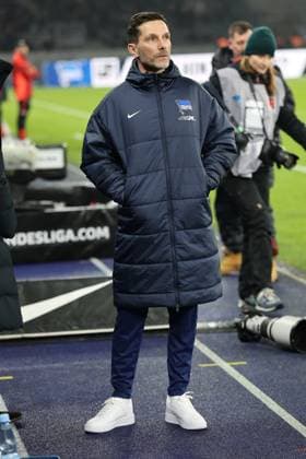 2. Fußball Bundesliga Hertha BSC - 1. FC Nürnberg Trainer Stefan Leitl (Hertha BSC Berlin), während der Begegnung in der 2. Fußball Bundesliga Hertha BSC - 1. FC Nürnberg in Berlin, Olympiastadion, am 21.02.2025. DFB regulations prohibit any use of photographs as image sequences and or quasi video. Copyright: xBEAUTIFULxSPORTS Frankex