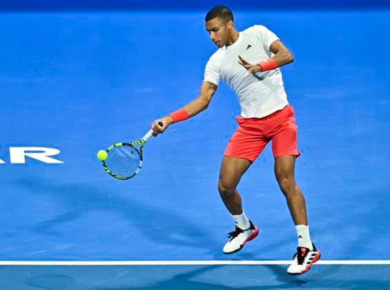 ATP, Tennis Herren QATAR EXXONMOBIL OPEN SEMIFINAL Felix Auger-Aliassime of Canada competes in his Semifinal match against Andrey Rubble of Russia during the ATP Qatar ExxonMobil Open 2025 tennis tournament at the Khalifa International Tennis Complex in Doha, Qatar, on February 21, 2025 DOHA Qatar Copyright: xNoushadxThekkayilx