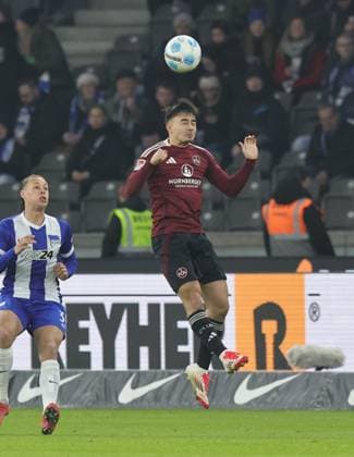 21 02 2025 Soccer Season 2024 2025 2 Soccer Bundesliga 23 Matchday Hertha BSC Berlin HBSC 1 FC Nuremberg FCN Club Sportfoto Zink DaMa xdaxmax DFL regulations prohibit any use of photographs as image sequences and or quasi video only for editorial use Jens Castrop 17, 1 FC Nuremberg FCN
