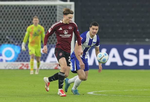 21 02 2025 Soccer Season 2024 2025 2 Soccer Bundesliga 23 Matchday Hertha BSC Berlin HBSC 1 FC Nürnberg FCN Club Sportfoto Zink DaMa xdaxmax DFL regulations prohibit any use of photographs as image sequences and or quasi video only for editorial use Caspar Jander 20, 1 FC Nürnberg FCN Ibrahim Maza 10, Hertha BSC Berlin