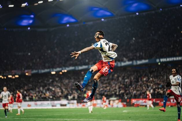 Soccer Men Season 2024 2025 2 Soccer Bundesliga 23 Matchday Hamburger SV vs 1 FC Kaiserslautern 21 02 2025 Davie Selke 27, HSV scores the first goal of the match and cheers Hamburg Volksparkstadion Hamburg Germany