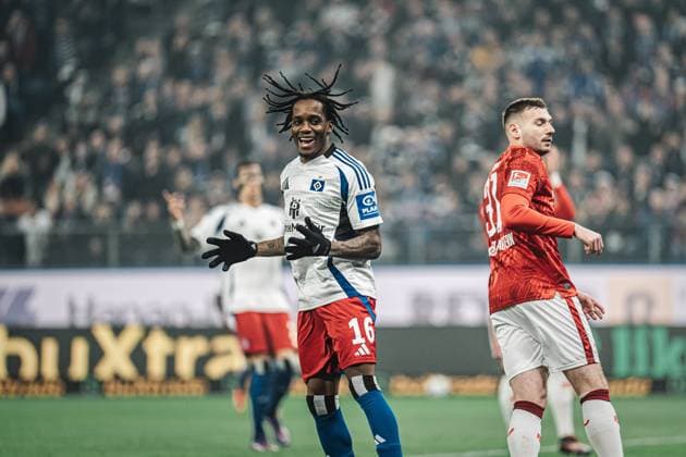 Soccer Men Season 2024 2025 2 Soccer Bundesliga 23 Matchday Hamburger SV vs 1 FC Kaiserslautern 21 02 2025 Adedire Mebude 16, HSV annoys Hamburg Volksparkstadion Hamburg Germany