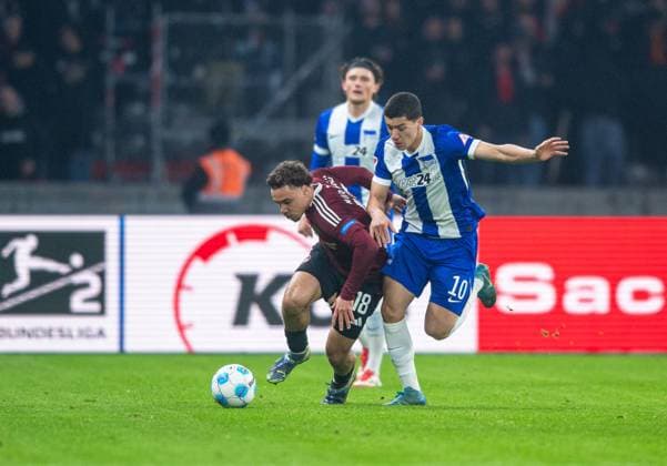 Soccer, Men, Season 2024 2025, 2 Bundesliga 23 Matchday , Hertha BSC 1 FC Nürnberg, v l Rafael Lubach Nürnberg , Ibrahim Maza Hertha BSC , 21 02 2025, Copyright: xSebastianxRäppold MatthiasxKochx