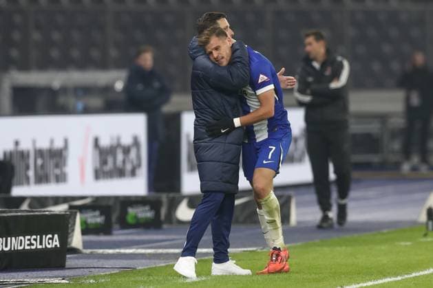 21 02 2025, xtgx, Soccer 2 Bundesliga, Hertha BSC Berlin 1 FC Nuernberg emspor, f l Stefan Leitl Hertha, coach and Florian Niederlechner Hertha, 7 DFL DFB REGULATIONS PROHIBIT ANY USE OF PHOTOGRAPHS as IMAGE SEQUENCES and or QUASI VIDEO Berlin