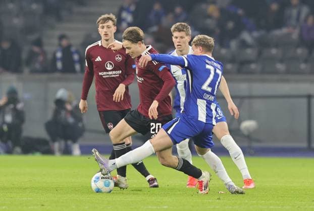 21 02 2025 Soccer Season 2024 2025 2 Soccer Bundesliga 23 Matchday Hertha BSC Berlin HBSC 1 FC Nürnberg FCN Club Sportfoto Zink DaMa xdaxmax DFL regulations prohibit any use of photographs as image sequences and or quasi video only for editorial use Caspar Jander 20, 1 FC Nürnberg FCN Michael Cuisance 27, Hertha BSC Berlin