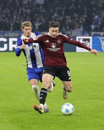21 02 2025 Soccer Season 2024 2025 2 Soccer Bundesliga 23 Matchday Hertha BSC Berlin HBSC 1 FC Nuremberg FCN Club Sportfoto Zink DaMa xdaxmax DFL regulations prohibit any use of photographs as image sequences and or quasi video only for editorial use Michael Cuisance 27, Hertha BSC Berlin Stefanos Tzimas 9, 1 FC Nuremberg FCN