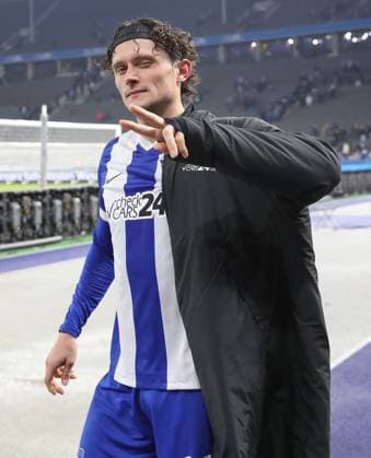 21 02 2025, xtgx, Soccer 2 Bundesliga, Hertha BSC Berlin 1 FC Nuernberg emspor, v l Fabian Reese Hertha, 11 DFL DFB REGULATIONS PROHIBIT ANY USE OF PHOTOGRAPHS as IMAGE SEQUENCES and or QUASI VIDEO Berlin