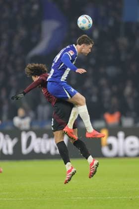 2 Soccer Bundesliga Hertha BSC 1 FC Nürnberg header, header duel between Linus Gechter Hertha BSC Berlin 44 and Janis Antiste Nürnberg 28 , during the match in the 2 Soccer Bundesliga Hertha BSC 1 FC Nürnberg in Berlin, Olympiastadion, on 21 02 2025 DFB regulations prohibit any use of photographs as image sequences and or quasi video Copyright: xBEAUTIFULxSPORTS Frankex
