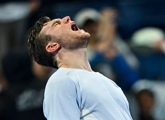 (250222) -- DOHA, Feb. 22, 2025 -- Jack Draper of Britain celebrates after winning the men s singles semifinal match between Jiri Lehecka of the Czech Republic and Jack Draper of Britain at the ATP, Tennis Herren Qatar Open tennis tournament in Doha, Qatar, Feb. 21, 2025. (Photo by Xinhua) (SP)QATAR-DOHA-TENNIS-ATP QATAR OPEN 2025-MEN S SINGLES-SEMIFINAL Nikku 