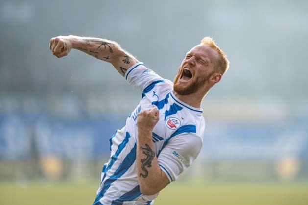 Bilder des Jahres 2025, Sport 02 Februar Sport Themen der Woche KW08 Sport Bilder des Tages Rostock, Deutschland 22. Februar 2025: 3. Liga - 2024 2025 - FC Hansa Rostock vs. SG Dynamo Dresden Im Bild: Nils Fröling Froeling (Hansa Rostock) jubelt nach seinem Tor zum 1:0 DFB regulations prohibit any use of photographs as image sequences and or quasi-video. *** Rostock, Germany 22 February 2025 3 Liga 2024 2025 FC Hansa Rostock vs SG Dynamo Dresden In the picture Nils Fröling Froeling Hansa Rostock cheers after his goal to 1 0 DFB regulations prohibit any use of photographs as image sequences and or quasi video Copyright: xFotostandx xVoelkerx