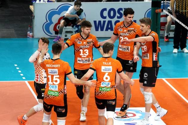 DEU, DVV, 1 VBL, BR Volleys vs FT 1844 Freiburg, 22 02 2025, Max Schmeling Halle, Berlin, DEU, DVV, 1 VBL, BR Volleys vs FT 1844 Freiburg, in the picture BR Volleys player circle Photo Juergen Engler nordphoto GmbH nordphotoxGmbHx xEngler nph00076