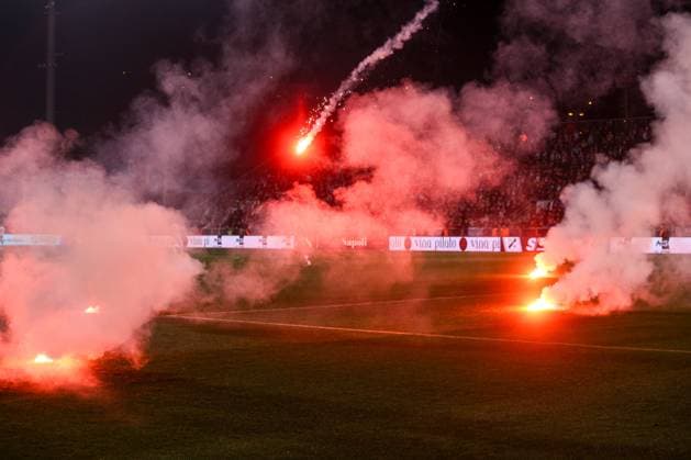 Sport Themen der Woche KW08 Sport Bilder des Tages Rijeka: Bakljada na susretu Rijeke i Dinama 22.02.2025., stadion Rujevica, Rijeka - SuperSport HNL, 23. kolo, HNK Rijeka - GNK Dinamo.  NelxPavletic PIXSELL
