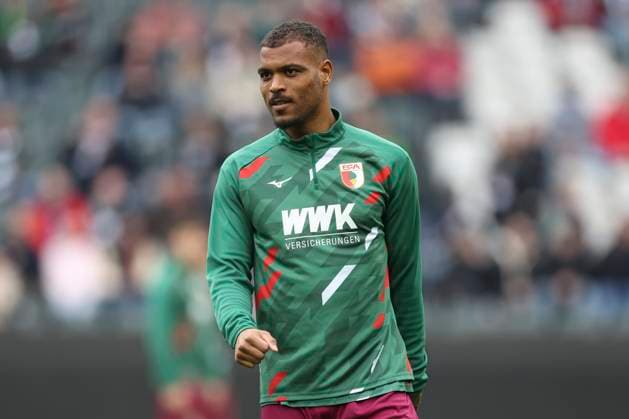 Steve Michel Mounie FC Augsburg looks on during the Bundesliga match between Borussia Mönchengladbach and FC Augsburg at Stadium in Borussia Park on February 22, 2025 in Mönchengladbach, Germany, Germany Photo by Oliver Kaelke DeFodi Images Steve Michel Mounie FC Augsburg looks on during the Bundesliga match between Borussia Mönchengladbach and FC Augsburg at Stadium in Borussia Park on February 22, 2025 in Mönchengladbach, Germany Photo by Oliver Kaelke DeFodi Images DFL regulations prohibit any use of photographs as image sequences and or quasi video Photo by Oliver Kaelke DeFodi Images