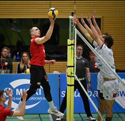 Volleyball 2 Bundesliga season 2024 2025 22 02 2024 TV Rottenburg SV Schwaig Moritz Rauber li, TV Rottenburg