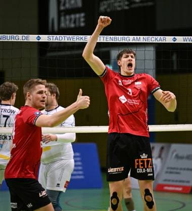 Volleyball 2 Bundesliga Season 2024 2025 22 02 2024 TV Rottenburg SV Schwaig TEAMJUBEL TV Rottenburg Jan Huber re and Timon Schippmann
