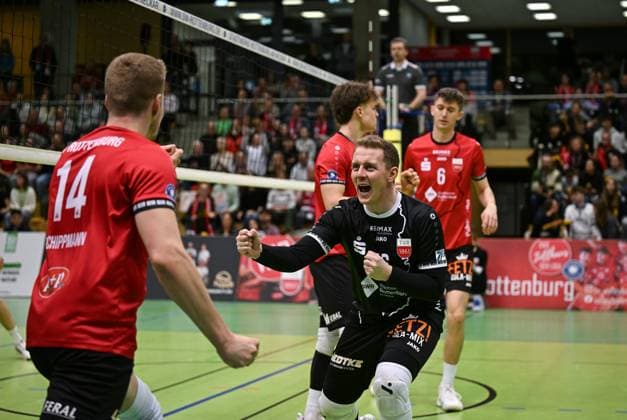 Volleyball 2 Bundesliga Season 2024 2025 22 02 2024 TV Rottenburg SV Schwaig JUBEL TV Rottenburg Hannes Elsaesser right and Timon Schippmann left