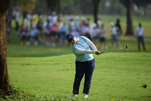 LPGA, Golf Damen Thailand 2025 Angel Yin of the USA plays her approach shot during round 4 of the Honda LPGA Thailand 2025 at Siam Country Club Old Course on February 23, 2025, in Pattaya, Chonburi, Thailand. Pattaya Chonburi Thailand  Copyright: xVachiraxVachirax originalFilename:kalong-lpgathai250223_npAM3.jpg