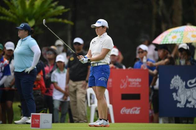 LPGA, Golf Damen Thailand 2025 Akie Iwai of Japan plays her tee shot during round 4 of the Honda LPGA Thailand 2025 at Siam Country Club Old Course on February 23, 2025, in Pattaya, Chonburi, Thailand. Pattaya Chonburi Thailand  Copyright: xVachiraxVachirax originalFilename:kalong-lpgathai250223_npcnh.jpg