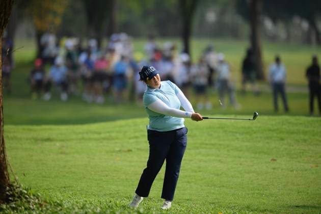 LPGA, Golf Damen Thailand 2025 Angel Yin of the USA plays her approach shot during round 4 of the Honda LPGA Thailand 2025 at Siam Country Club Old Course on February 23, 2025, in Pattaya, Chonburi, Thailand. Pattaya Chonburi Thailand  Copyright: xVachiraxVachirax originalFilename:kalong-lpgathai250223_nplt1.jpg