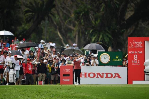 LPGA, Golf Damen Thailand 2025 Moriya Jutanugarn of Thailand plays her tee shot during round 4 of the Honda LPGA Thailand 2025 at Siam Country Club Old Course in Pattaya, Chonburi, Thailand, on February 23, 2025. Pattaya Chonburi Thailand  Copyright: xVachiraxVachirax originalFilename:kalong-lpgathai250223_npswW.jpg
