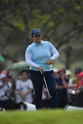 LPGA, Golf Damen Thailand 2025 Angel Yin of the USA looks on during round 4 of the Honda LPGA Thailand 2025 at Siam Country Club Old Course in Pattaya, Chonburi, Thailand, on February 23, 2025. Pattaya Chonburi Thailand  Copyright: xVachiraxVachirax originalFilename:kalong-lpgathai250223_np3rT.jpg