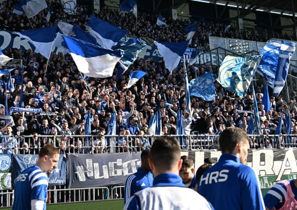 23 02 2025, xsltx, Soccer 2 Bundesliga, SV Darmstadt 98 FC Schalke 04 v l Fanblock Schalke 04 DFL DFB REGULATIONS PROHIBIT ANY USE OF PHOTOGRAPHS as IMAGE SEQUENCES and or QUASI VIDEO
