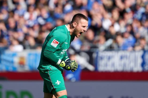2025 02 23 xJFAx 2 Bundesliga 2024 25 23 Matchday SV Darmstadt 98 FC Schalke 04 v l , Goalkeeper, Goalkeeper Marcel Schuhen SV Darmstadt 98 Torjubel, Goal celebration, celebrate the goal DFL DFB REGULATIONS PROHIBIT ANY USE OF PHOTOGRAPHS as IMAGE SEQUENCES and or QUASI VIDEO Copyright: JoaquimxFerreira