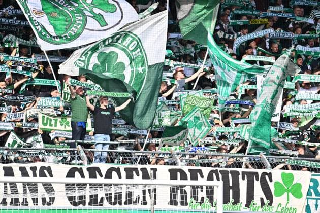 23 02 2025 Soccer Season 2024 2025 2 Soccer Bundesliga 23 Matchday SpVgg Greuther Fürth Kleeblatt BTSV Eintracht Braunschweig Sportfoto Zink xwoxzix DFL regulations prohibit any use of photographs as image sequences and or quasi video only for editorial use Greutherfürthfans Fans Fanblock Kleeblattfans
