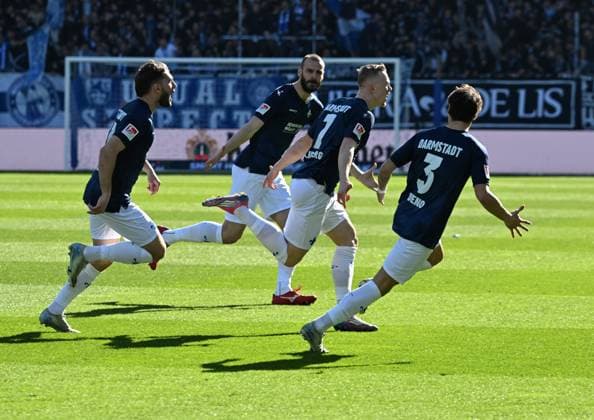 23 02 2025, xsltx, Soccer 2 Bundesliga, SV Darmstadt 98 FC Schalke 04 3 v l Isac Lidberg SV Darmstadt 98 celebrates his goal to 1 0 DFL DFB REGULATIONS PROHIBIT ANY USE OF PHOTOGRAPHS as IMAGE SEQUENCES and or QUASI VIDEO