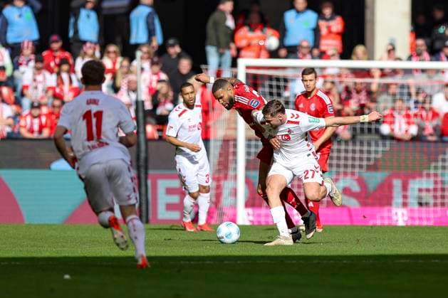 Cologne, Germany, 23 02 25 Jamil Siebert Fortuna Düsseldorf and Imad Rondic 1 FC Köln fighting for the ball during the 2 Bundesliga match between 1 FC Köln vs Fortuna Düsseldorf at RheinEnergieStadion Cologne RheinEnergieStadion North Rhine Westphalia Germany Copyright: xBrauer-Fotoagenturx xAdrianxSchlx