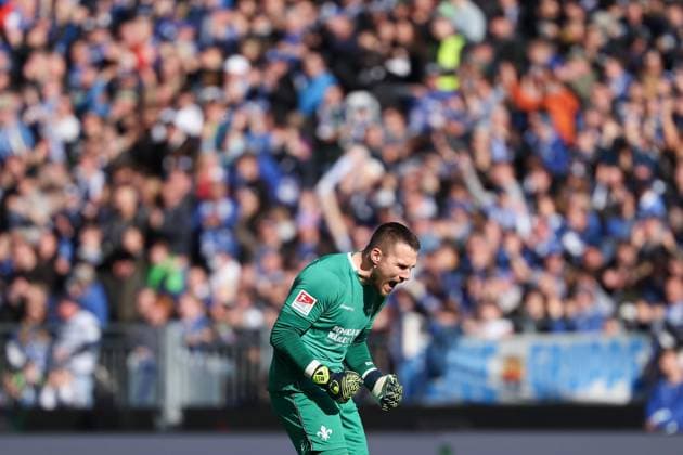 2025 02 23 xJFAx 2 Bundesliga 2024 25 23 Matchday SV Darmstadt 98 FC Schalke 04 v l , Goalkeeper, Goalkeeper Marcel Schuhen SV Darmstadt 98 jubeln jubelt DFL DFB REGULATIONS PROHIBIT ANY USE OF PHOTOGRAPHS as IMAGE SEQUENCES and or QUASI VIDEO Copyright: JoaquimxFerreira