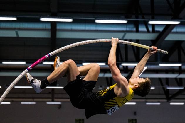 Sport Themen der Woche KW08 Sport Bilder des Tages 250223 Sander Oppen of IF Sturla competes in men™s pole vault during the Norwegian Athletics Indoor Championships on February 23, 2025 in Baerum. Photo: Marius Simensen BILDBYRAN COP 238 athletics bbeng baerum friidrett friidrott nm innendors 2025 norge norway norwegian championships *** 250223 Sander Oppen of IF Sturla competes in men™s pole vault during the Norwegian Athletics Indoor Championships on February 23, 2025 in Baerum Photo Marius Simensen BILDBYRAN COP 238 athletics bbeng baerum friidrett friidrott nm innendors 2025 norge norway norwegian championships  Copyright: MARIUSxSIMENSEN BB250223ZU012