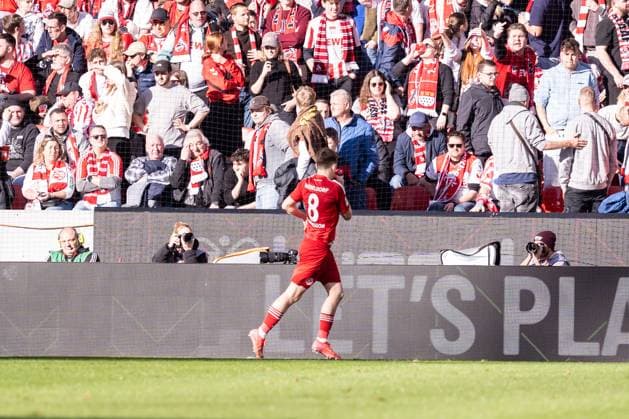 GER, 2 FBL, 1 FC Köln Koeln vs Fortuna Düsseldorf Duesseldorf 23 02 2025, Rheinenergie Stadion, Köln, GER, 2 FBL, 1 FC Köln Koeln vs Fortuna Düsseldorf Duesseldorf In the picture Goal celebrations cheering the goal to 1 1 by Ãsak Bergmann Johannesson Isak Johannesson Fortuna Düsseldorf Fortuna Duesseldorf, 8 nordphotoxGmbHxx xChristianxSchulze nph000300