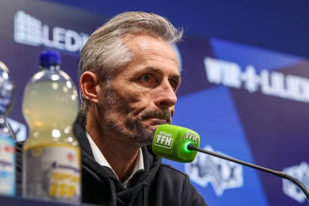 23 02 2025, Football, Season 2024 2025, 2 Bundesliga, Matchday 23, SV Darmstadt 98 FC Schalke 04, Head coach Kees van Wonderen FC Schalke 04 Darmstadt Böllenfalltor Hessen Germany xRHR PHOTO YYx Copyright: RHR-FOTOx RHR-FOTO YY