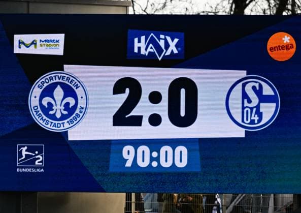 23 02 2025, xsltx, Soccer 2 Bundesliga, SV Darmstadt 98 FC Schalke 04 v l Final score in Darmstadt DFL DFB REGULATIONS PROHIBIT ANY USE OF PHOTOGRAPHS as IMAGE SEQUENCES and or QUASI VIDEO