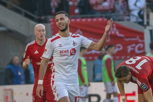 23 02 2025, Soccer 2 Bundesliga, Season 2024 2025, Matchday 23, 1 FC Koeln Fortuna Duesseldorf at RheinEnergieStadion in Koeln Leart Pacarada 1 FC Koeln, 17 cannot understand the referees decision and complains Important notice According to the regulations of the DFL Deutsche Fussball Liga or the DFB Deutscher Fussball Bund it is prohibited, to utilize or have utilized photographs taken in the stadium and or of the match in the form of sequential images and or video-like photo series Foto Kirchner Media Thomas Haesler Copyright: xKirchner-Media ThomasxHaeslerx