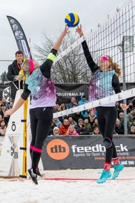 German Snow Volleyball Championships German Snow Volleyball Champions 2025 Nelly Barber, Melanie Gernert, Lydia Scherber from Füchse Berlin Reinickendorf against Michi Henry SV Lohhof , Agantha Leiner SV Lohhof and Eva Schilf TSV Sonthofen On the ground Barber and Lydia Scherber Oberstaufen Bavaria Germany Allgäu